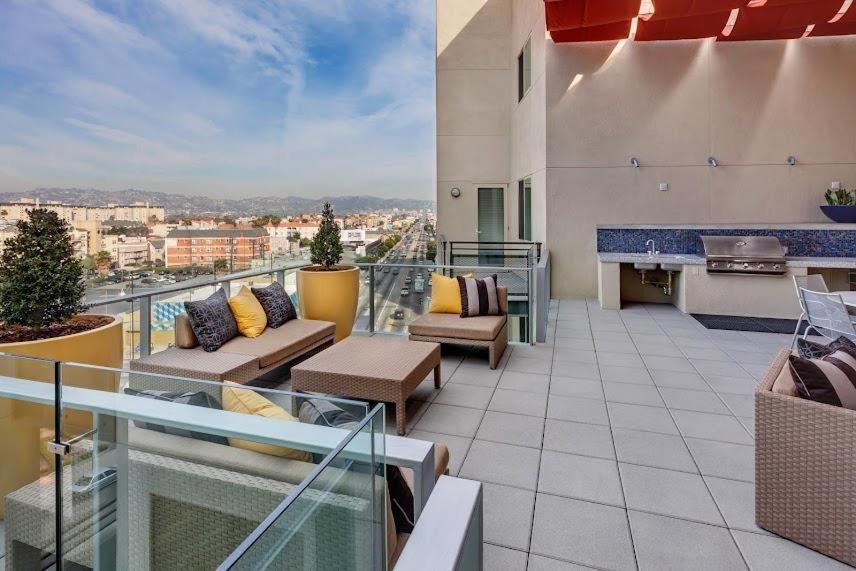 Luxury 2 Bedroom 2 Bathroom With Fitness Center And Pool Los Angeles Exterior photo