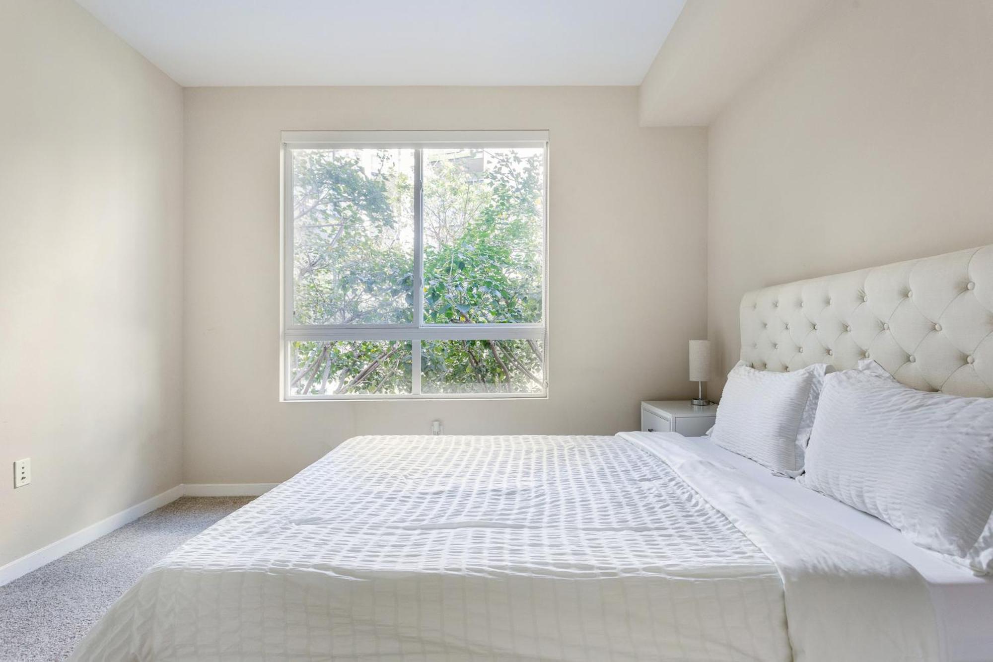 Luxury 2 Bedroom 2 Bathroom With Fitness Center And Pool Los Angeles Exterior photo